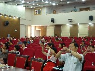 Hefei audience_small.jpg